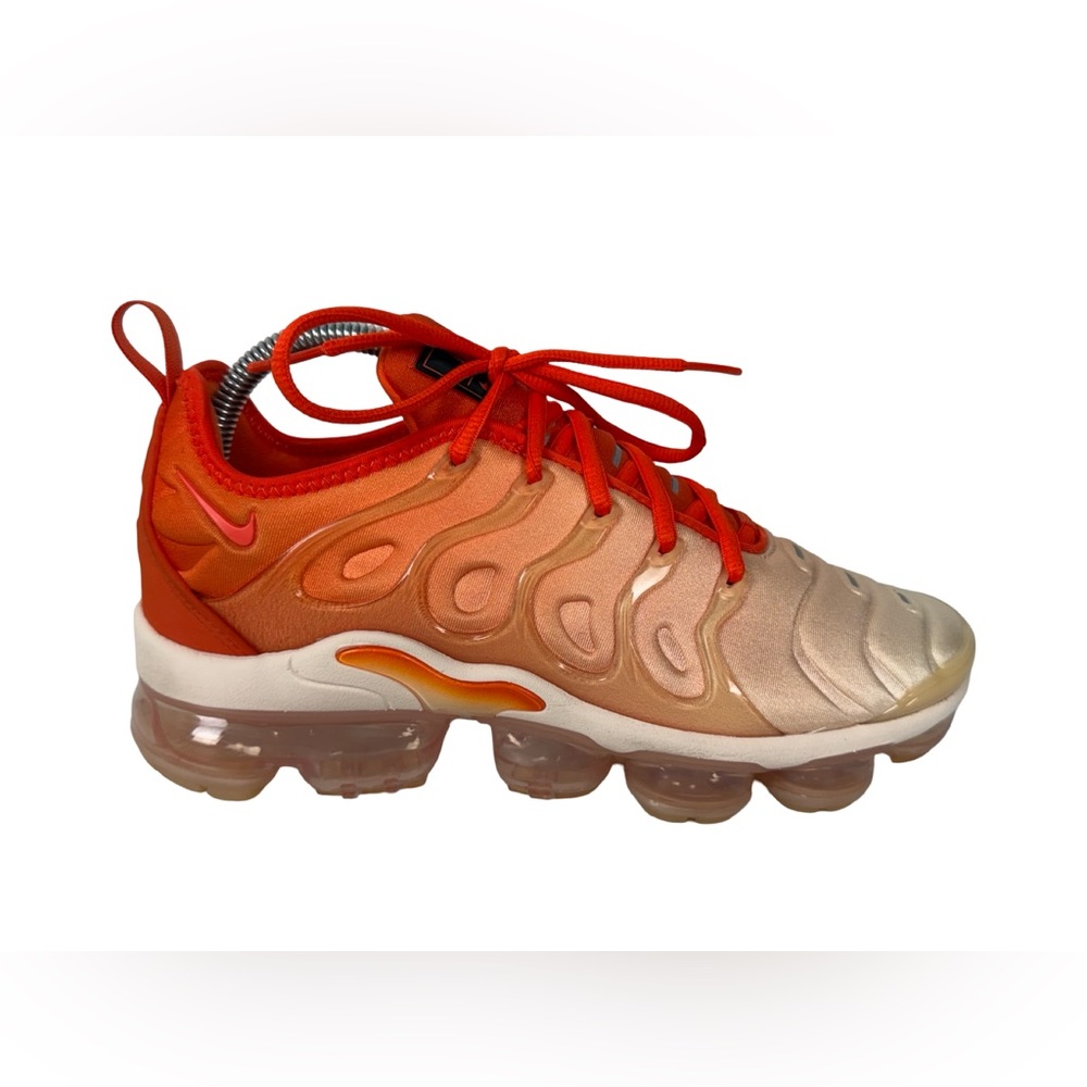 Nike Air VaporMax Plus Guava Ice 2022 DQ8588 800 Size US 8 Sneakers Orange